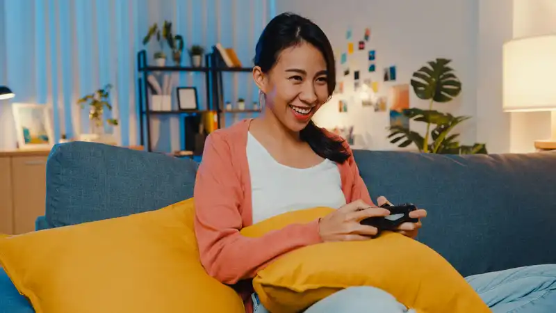 Home Grounding with Sensory Anchors During Extended Gaming Sessions